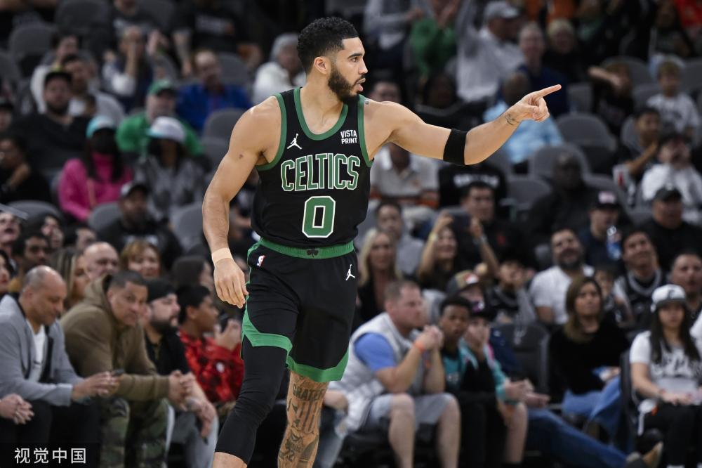 地位做出了 地位做出了