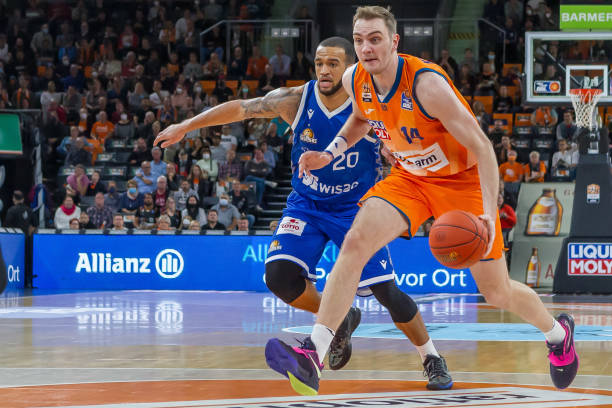 对湖人本赛 对湖人本赛